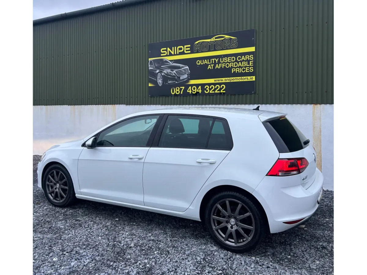 Volkswagen Golf Hatchback, Petrol, 2017, White
