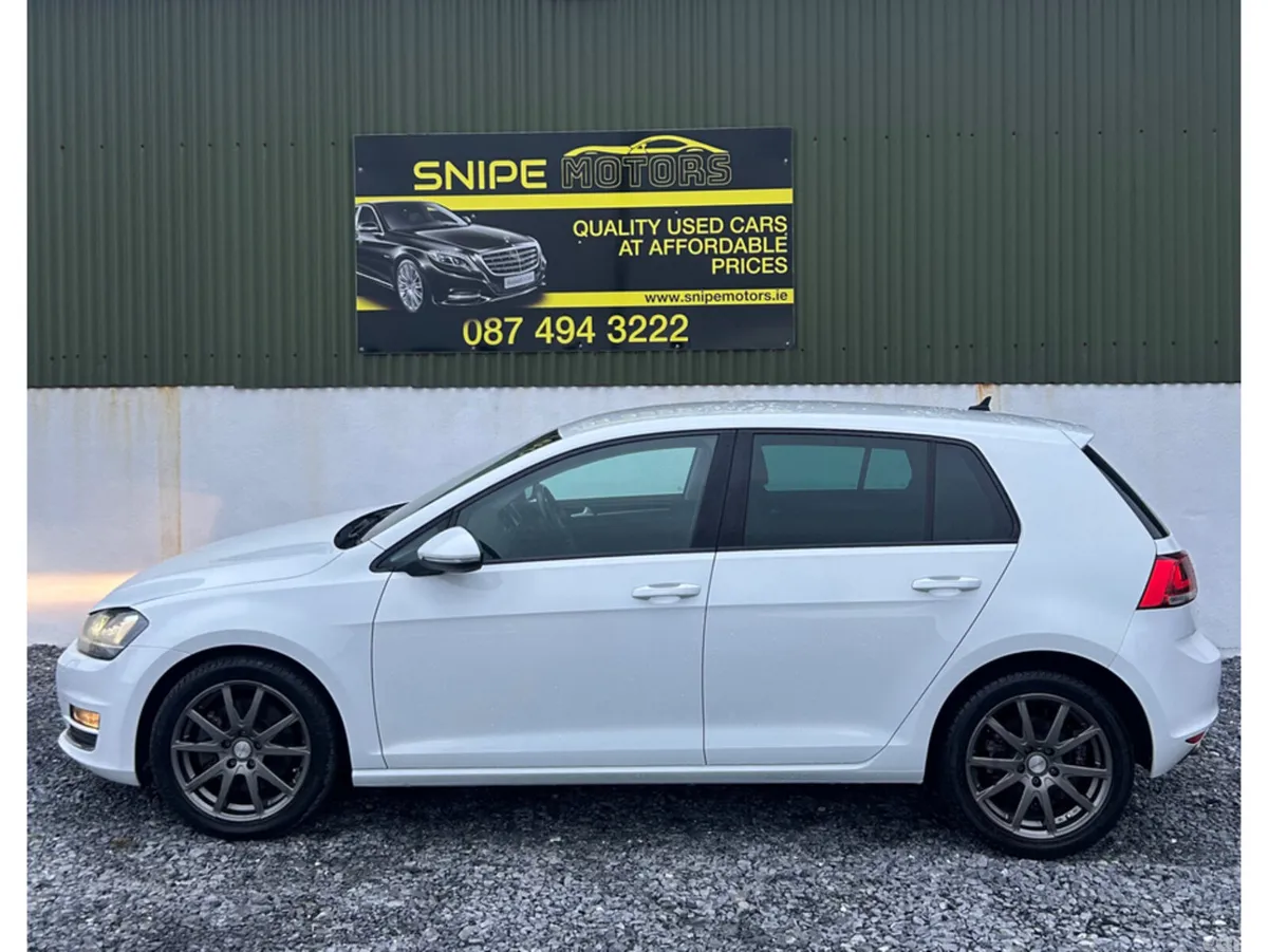 Volkswagen Golf Hatchback, Petrol, 2017, White