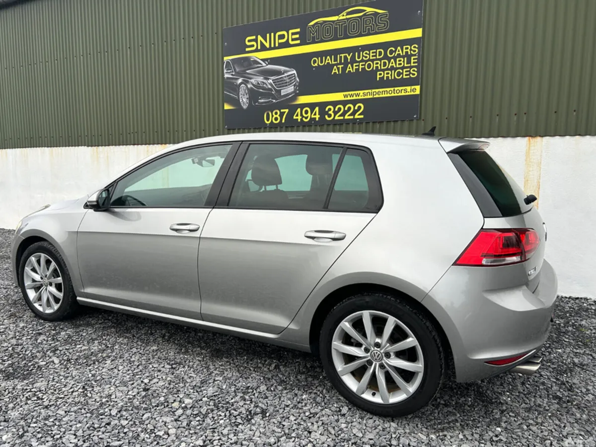 Volkswagen Golf Hatchback, Petrol, 2017, Silver