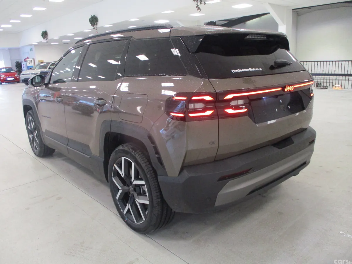 Jeep Compass SUV, Electric, 2026, Brown