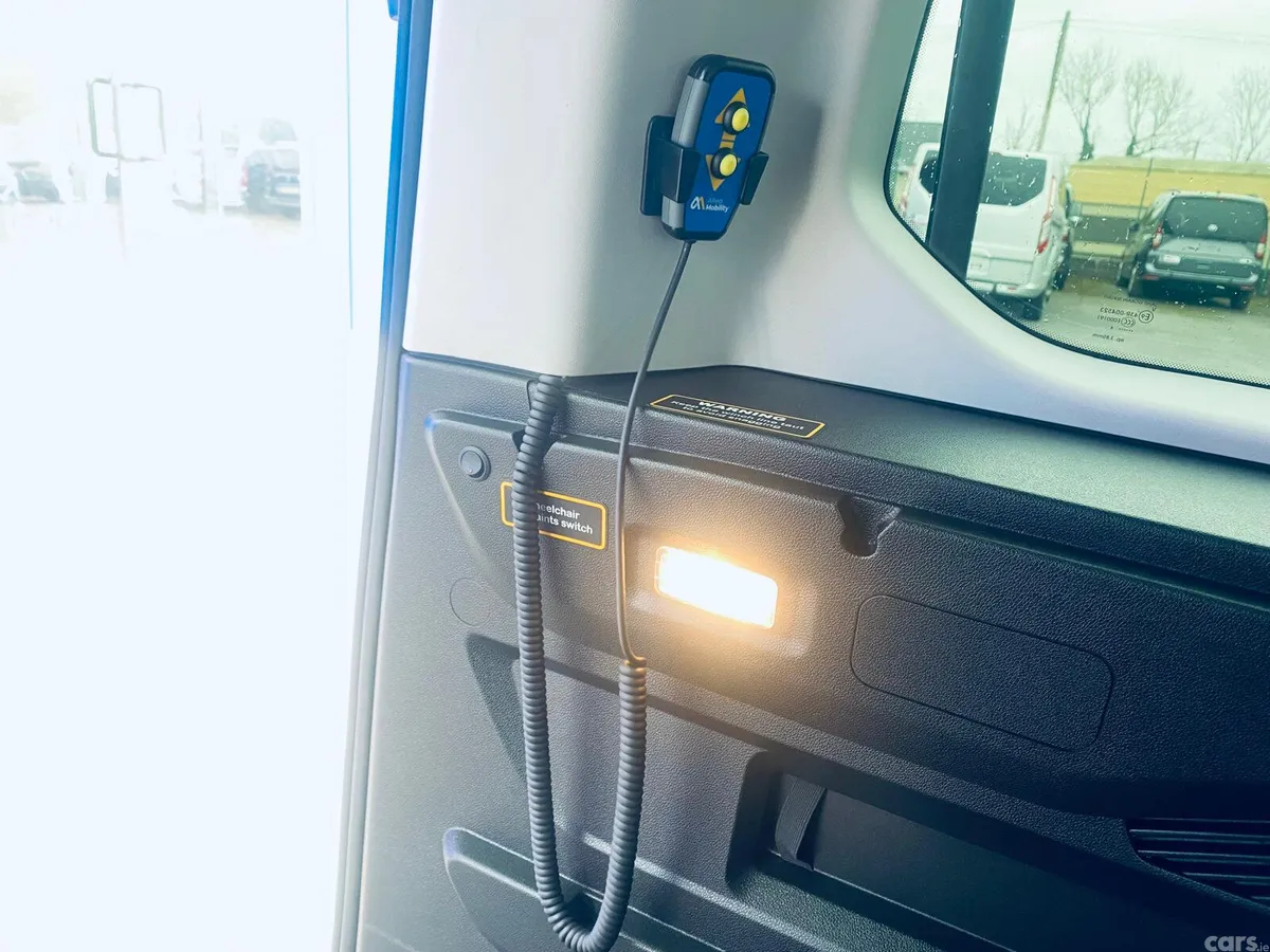 Citroen Berlingo MPV, Diesel, 2024, Blue