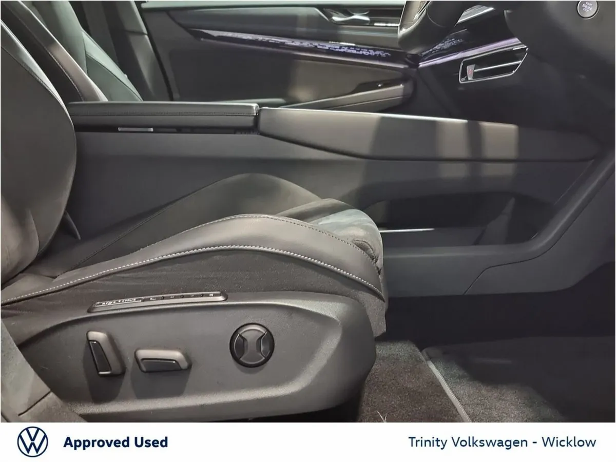 Volkswagen ID.7 Hatchback, Electric, 2024, Black