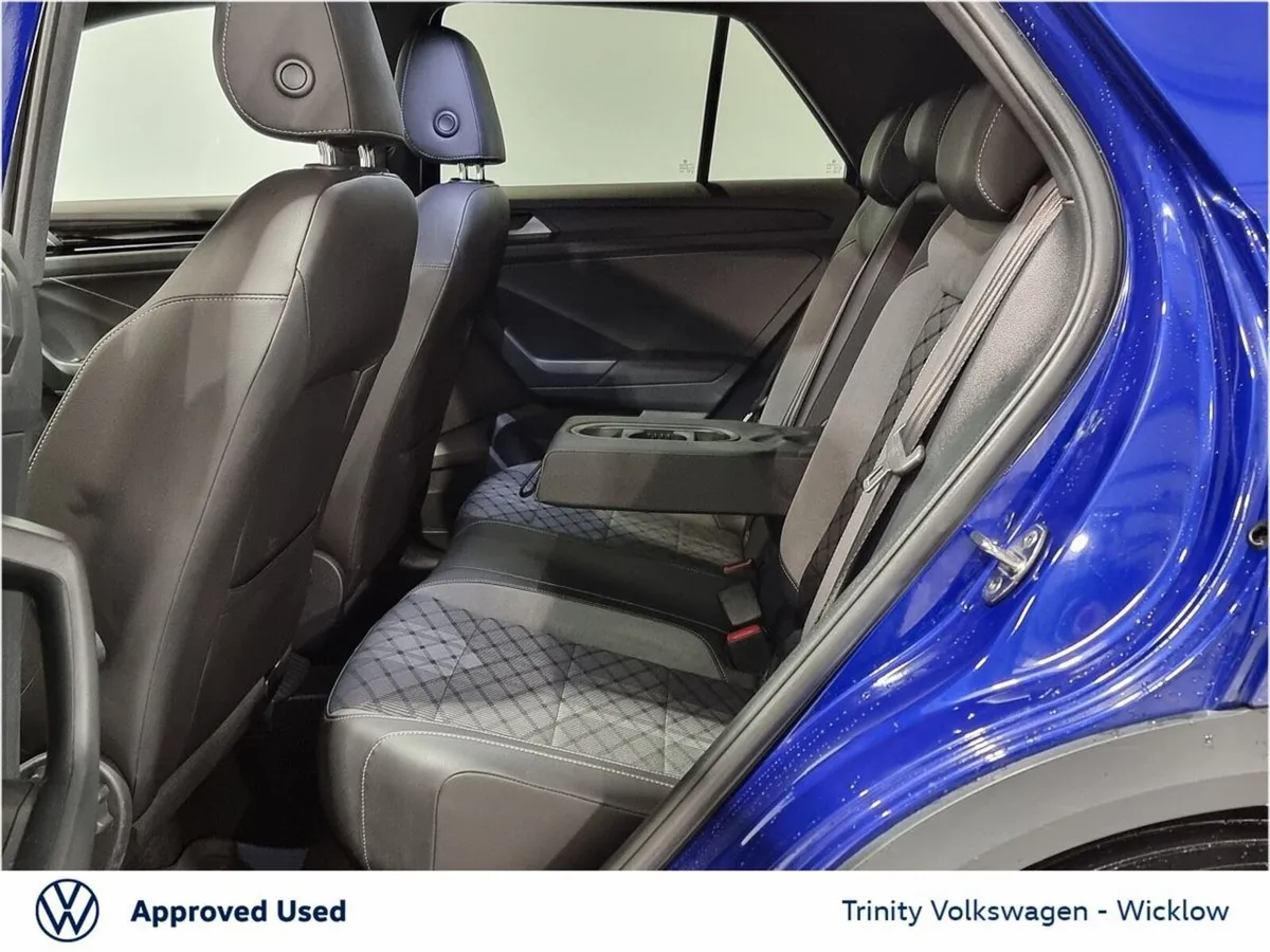 Volkswagen T-Roc SUV, Petrol, 2023, Blue