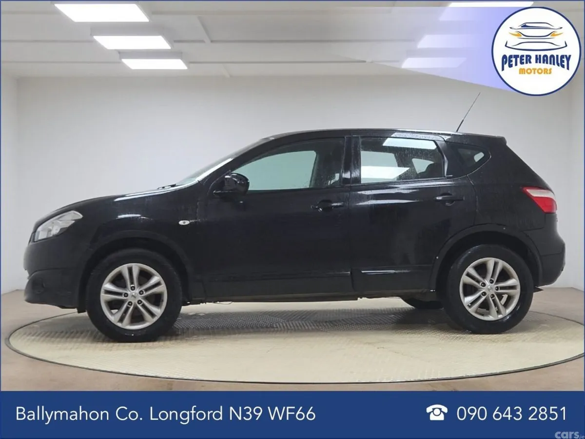 Nissan Qashqai Hatchback, Diesel, 2013, Black