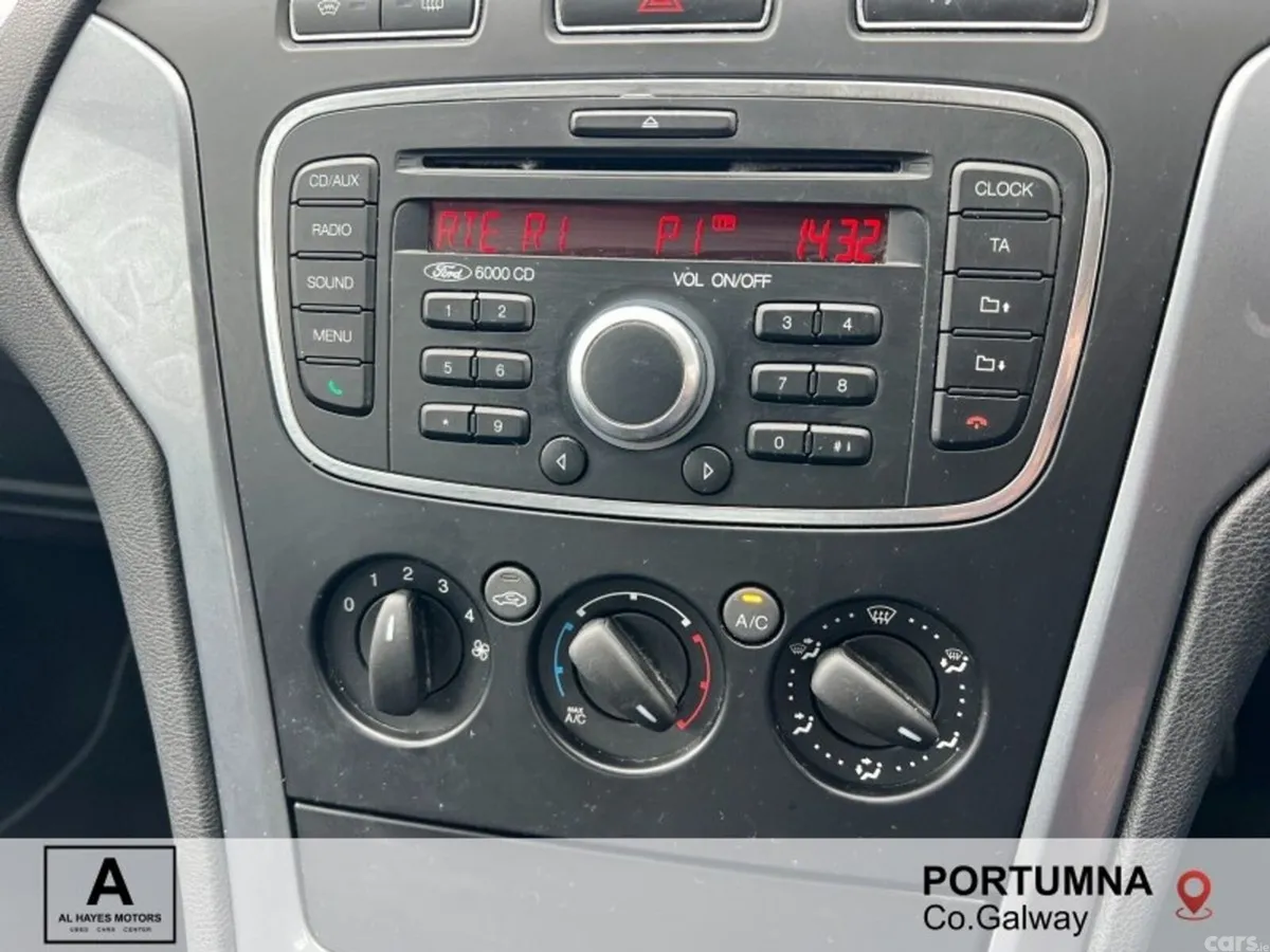 Ford Mondeo Hatchback, Diesel, 2014, Silver
