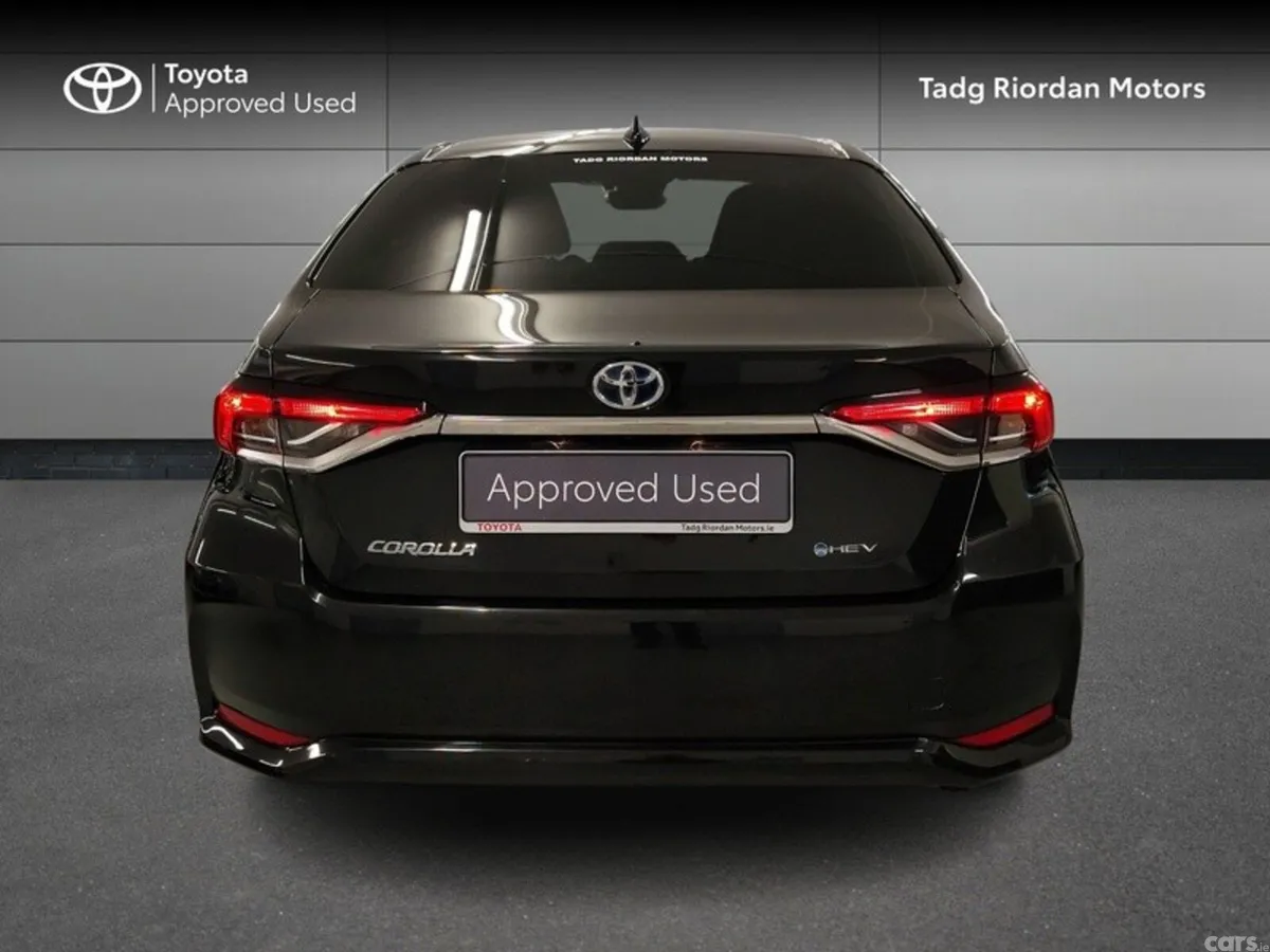 Toyota Corolla Saloon, Petrol Hybrid, 2025, Black