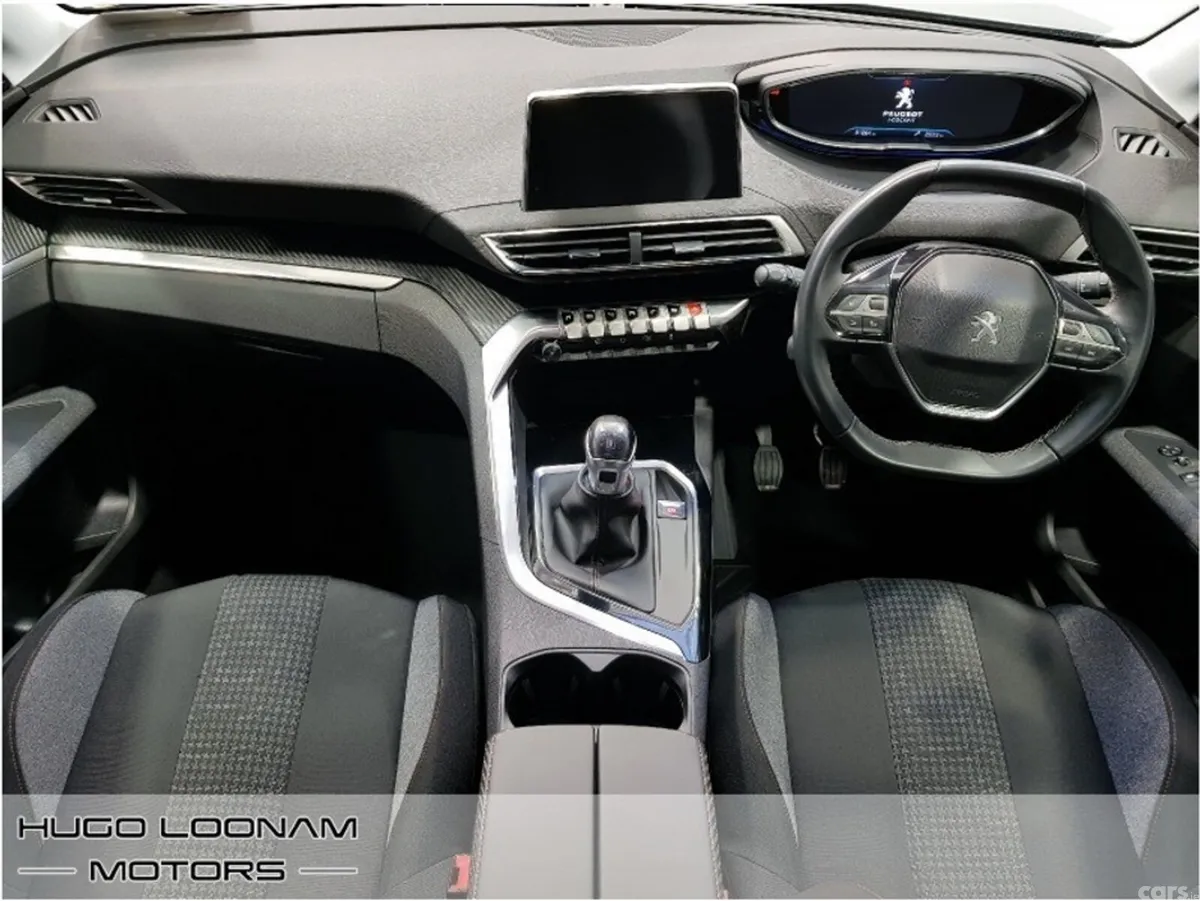 Peugeot 5008 MPV, Diesel, 2018, Grey