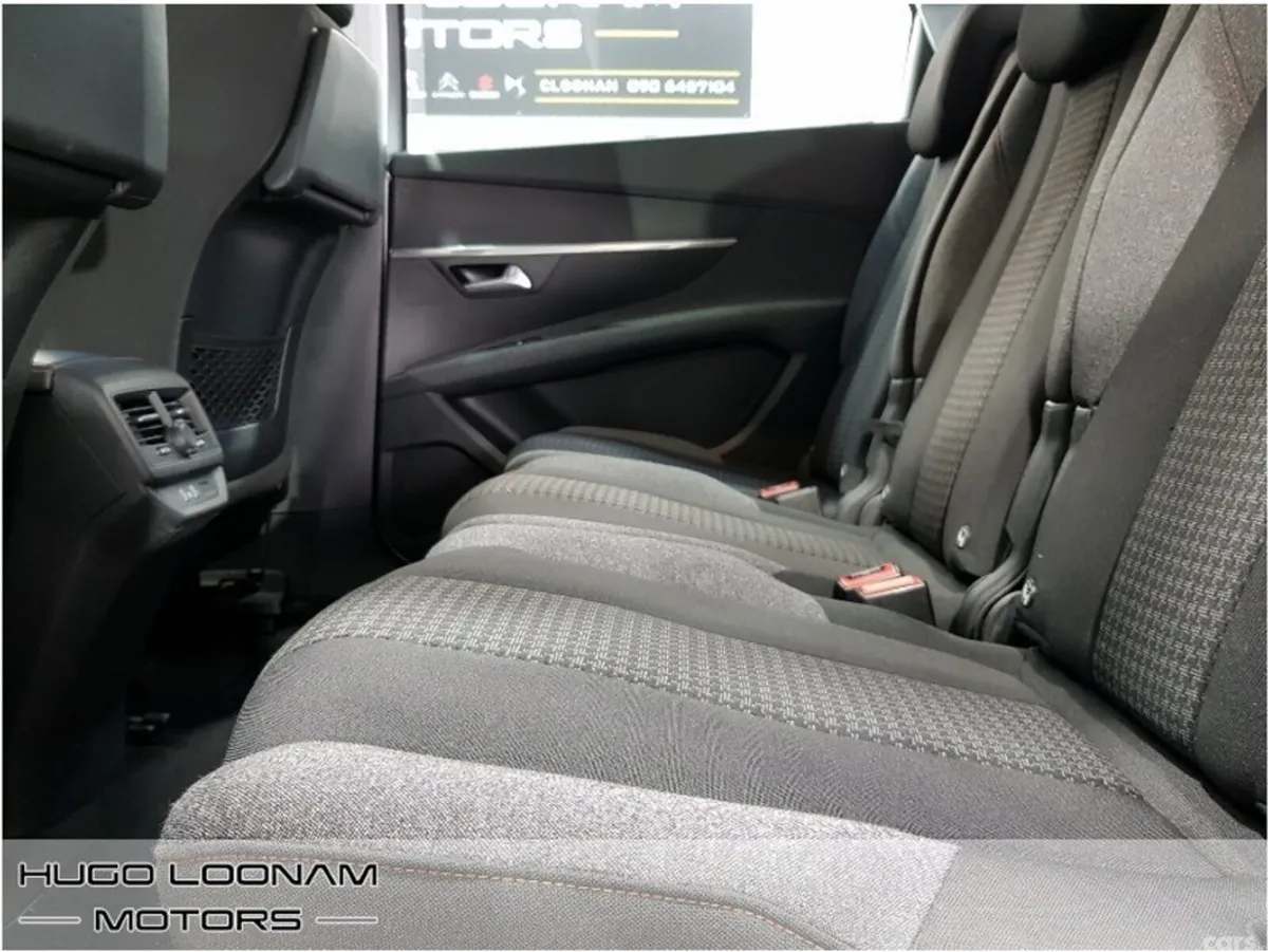 Peugeot 5008 MPV, Diesel, 2018, Grey