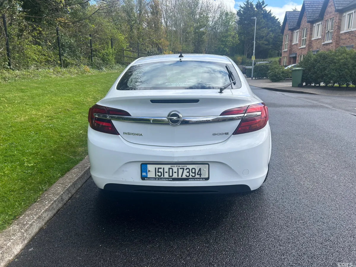 Opel Insignia Hatchback, Diesel, 2015, White