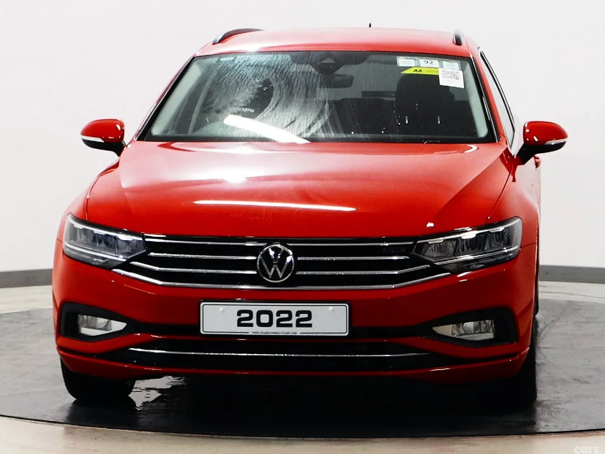 Volkswagen Passat Estate, Petrol, 2022, Red