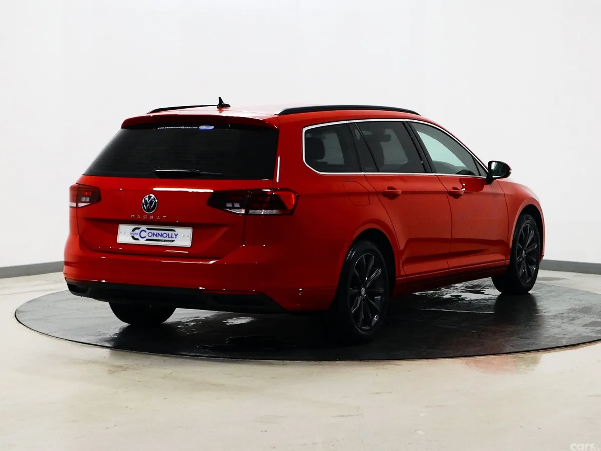 Volkswagen Passat Estate, Petrol, 2022, Red