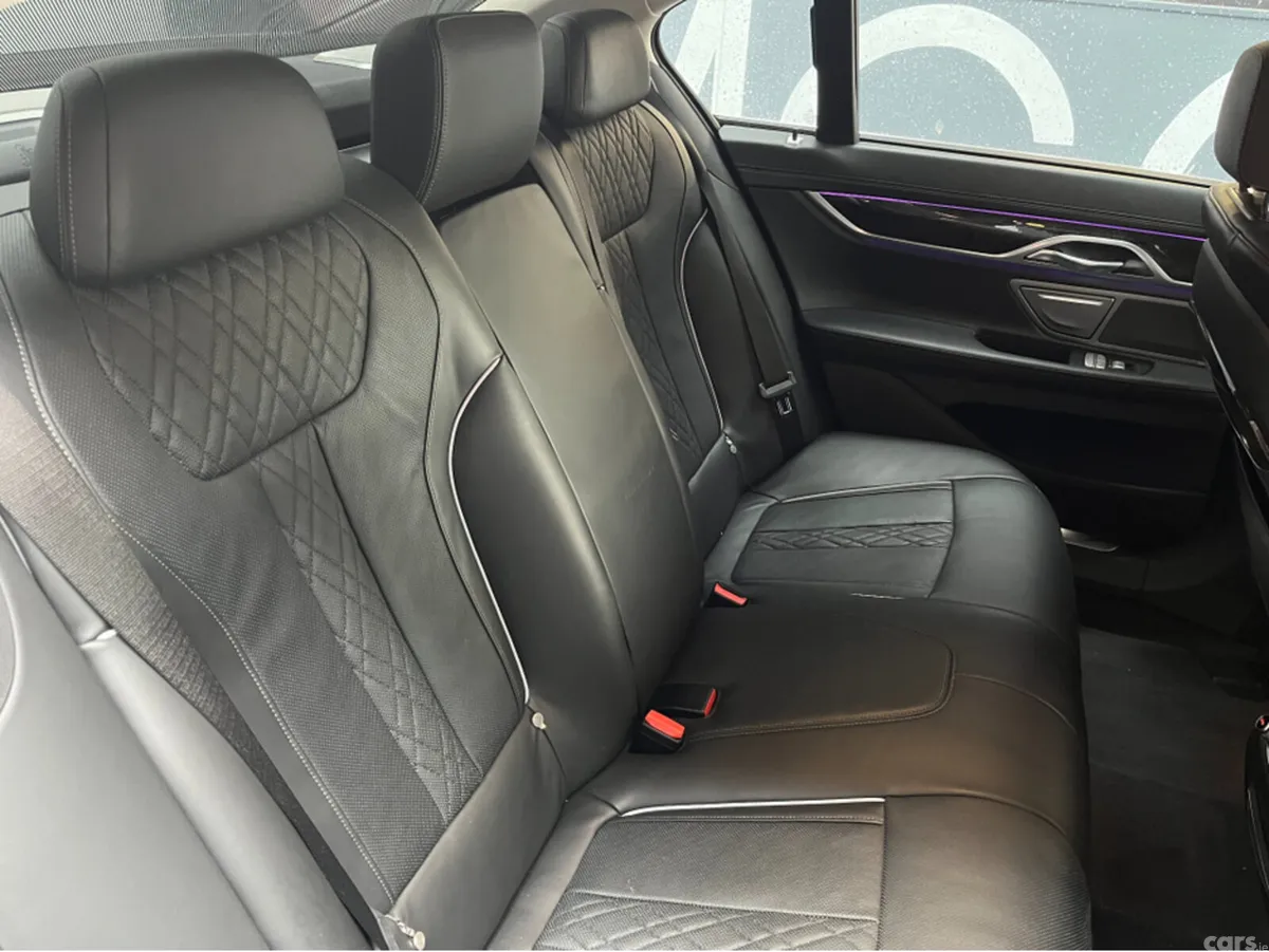 BMW 7-Series Saloon, Petrol Plug-in Hybrid, 2017, White