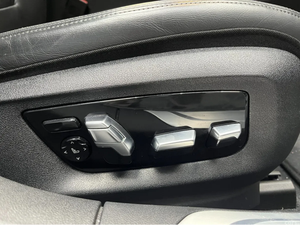 BMW 7-Series Saloon, Petrol Plug-in Hybrid, 2017, White