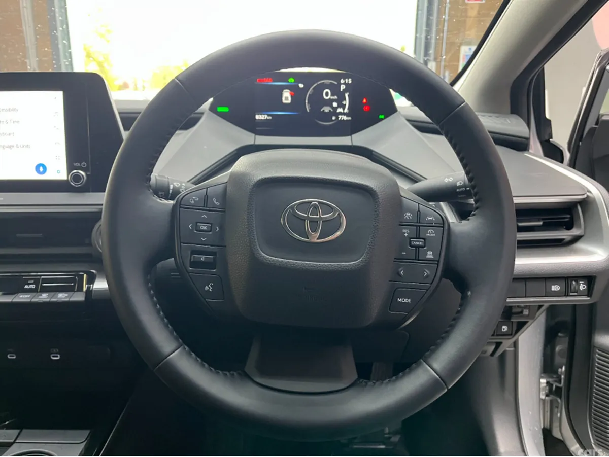 Toyota Prius Saloon, Petrol Hybrid, 2025, Silver