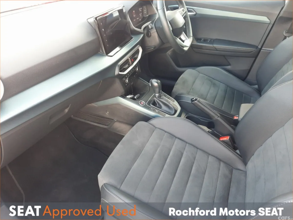 SEAT Arona Hatchback, Petrol, 2024, Grey
