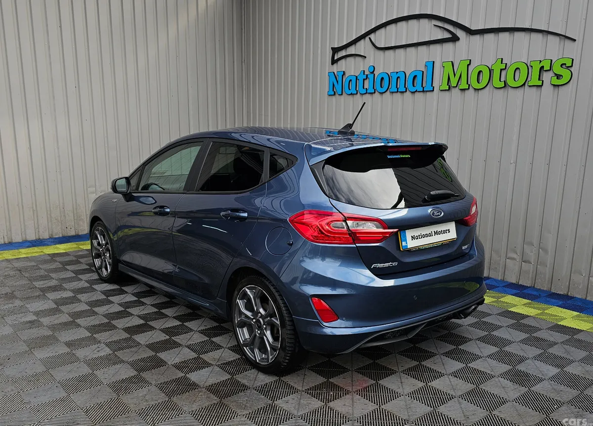 Ford Fiesta Hatchback, Petrol, 2021, Blue