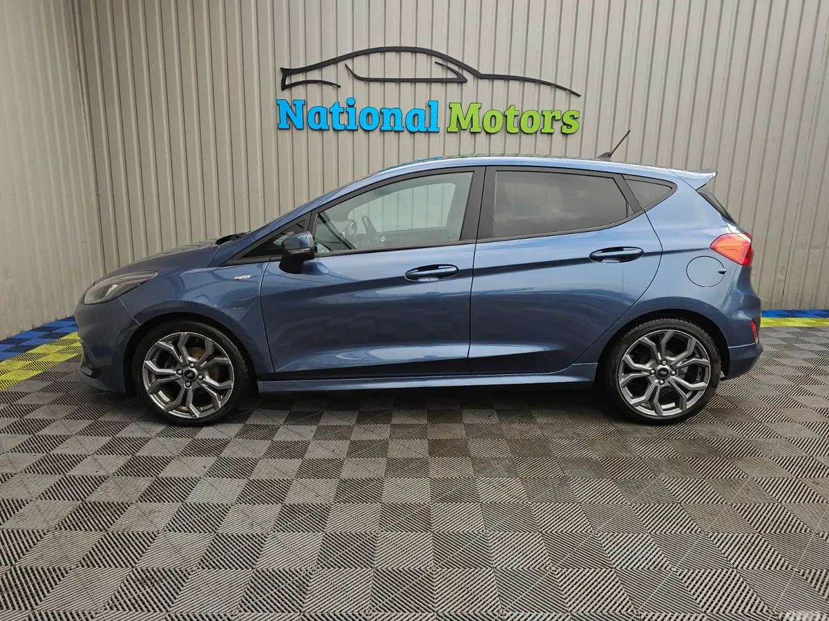 Ford Fiesta Hatchback, Petrol, 2021, Blue