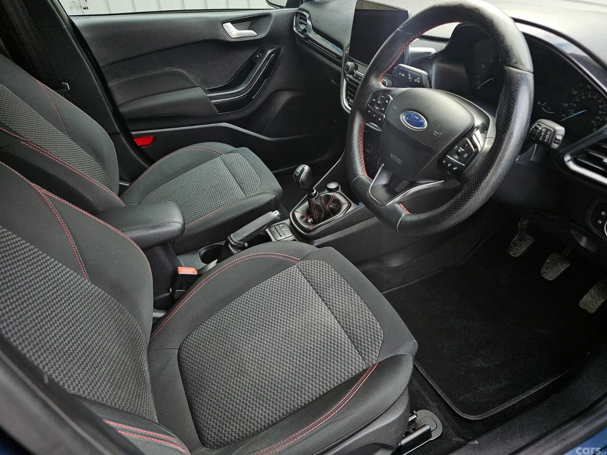 Ford Fiesta Hatchback, Petrol, 2021, Blue