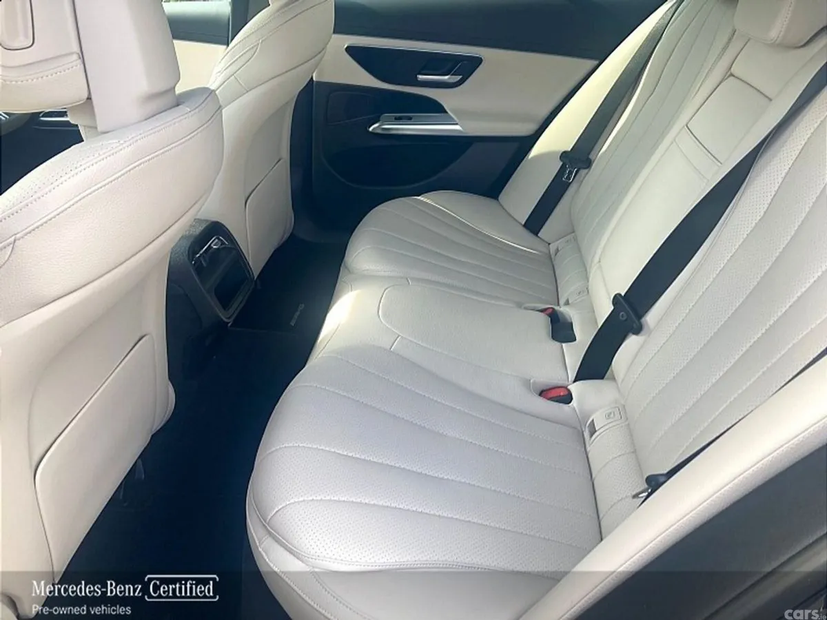 Mercedes-Benz E-Class Saloon, Diesel Plug-in Hybrid, 2025, Blue