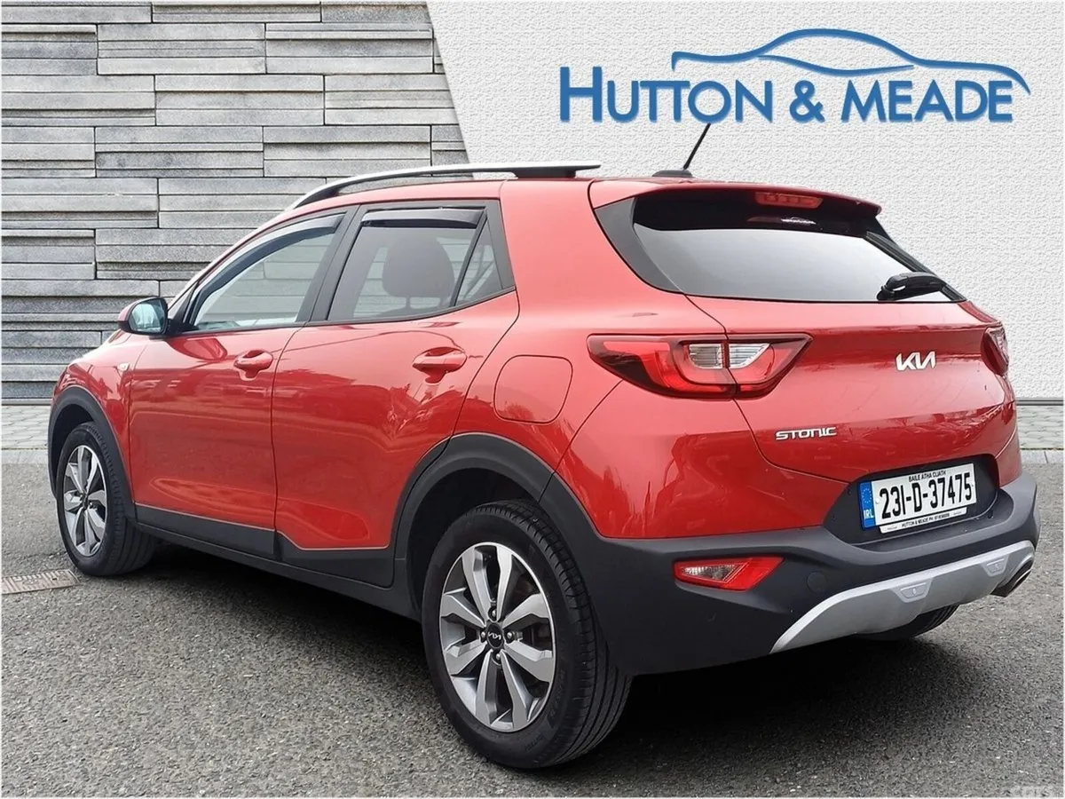 Kia Stonic Hatchback, Petrol, 2023, Red