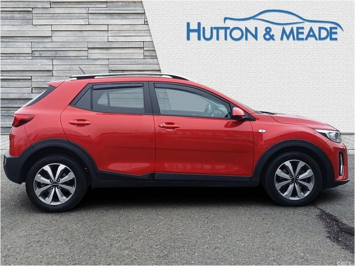 Kia Stonic Hatchback, Petrol, 2023, Red