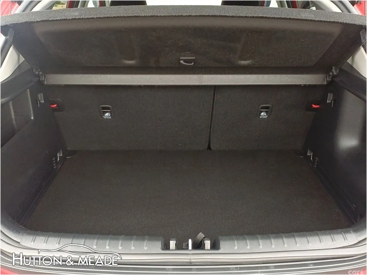 Kia Stonic Hatchback, Petrol, 2023, Red