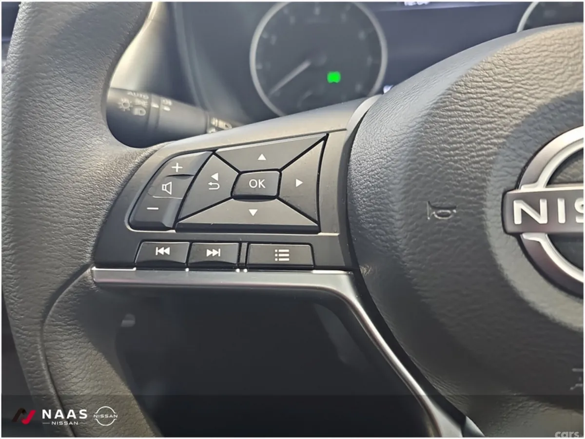 Nissan Juke MPV, Petrol, 2025, Grey