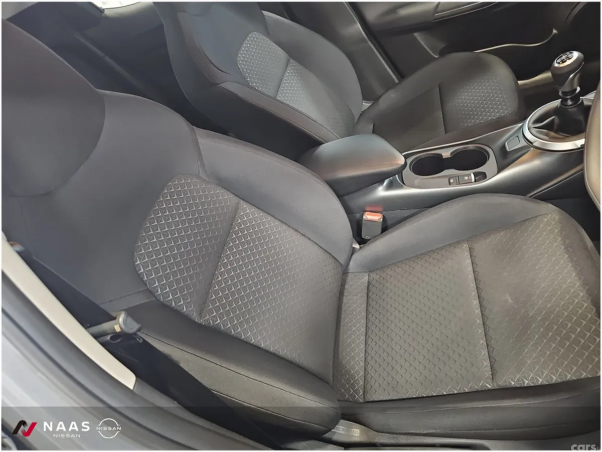 Nissan Juke MPV, Petrol, 2025, Grey