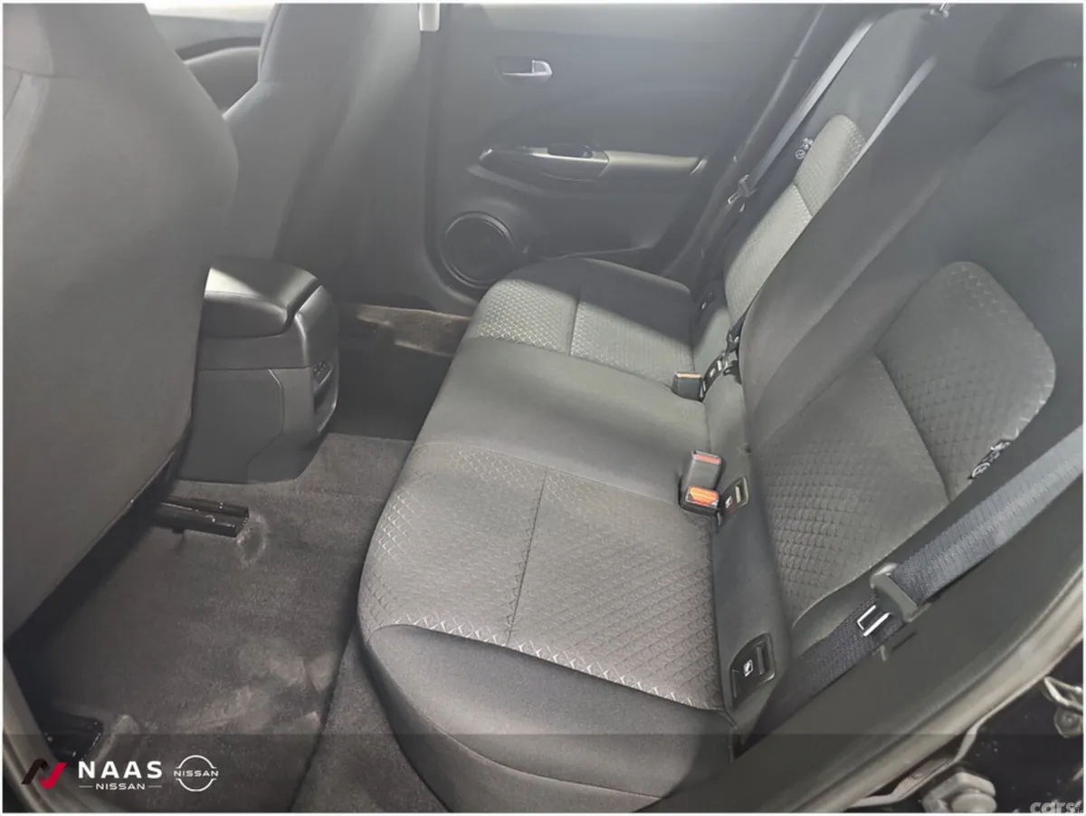 Nissan Juke MPV, Petrol, 2025, Black