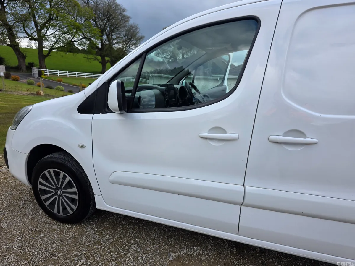 Peugeot Partner MPV, Diesel, 2018, White