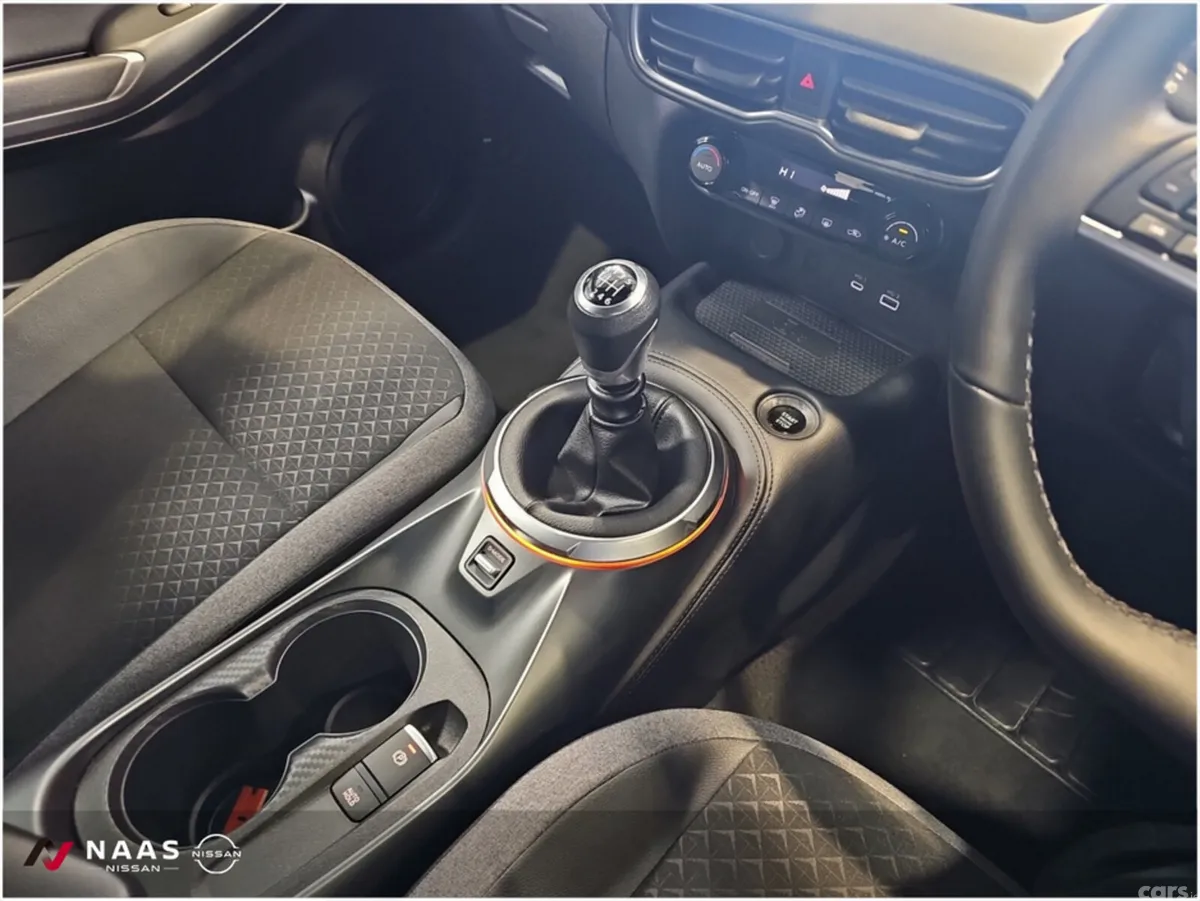 Nissan Juke MPV, Petrol, 2025, Blue