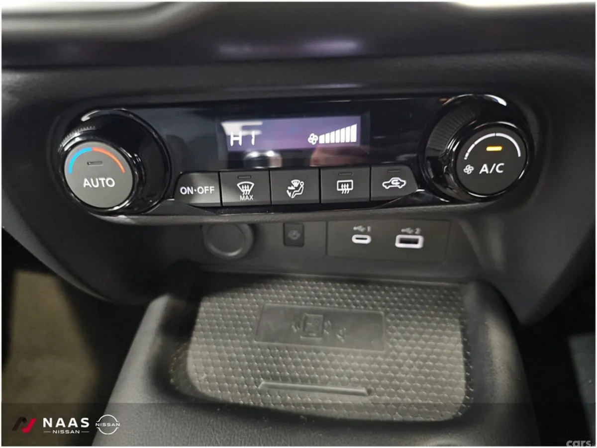 Nissan Juke MPV, Petrol, 2025, Blue