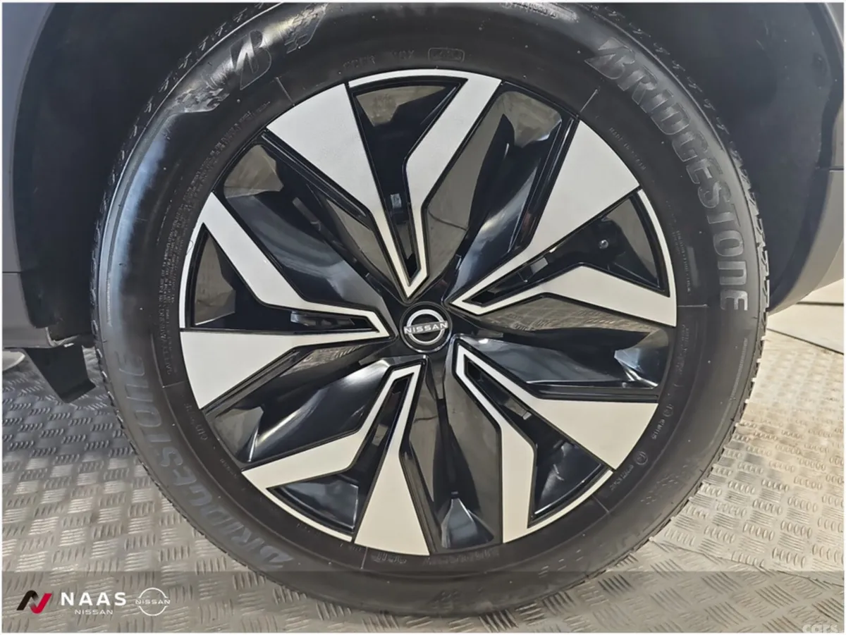 Nissan Juke MPV, Petrol, 2025, Grey