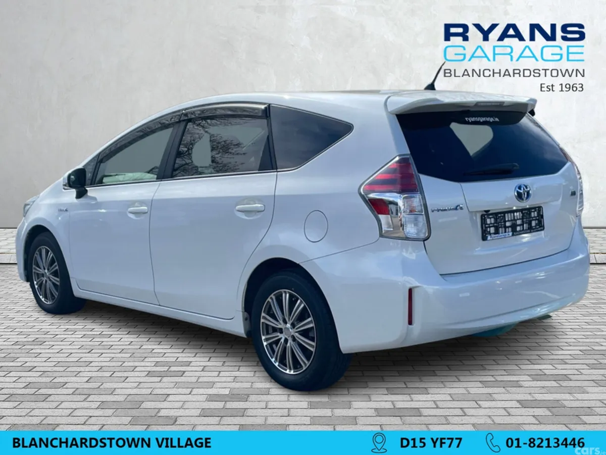Toyota Prius MPV, Petrol Hybrid, 2019, White