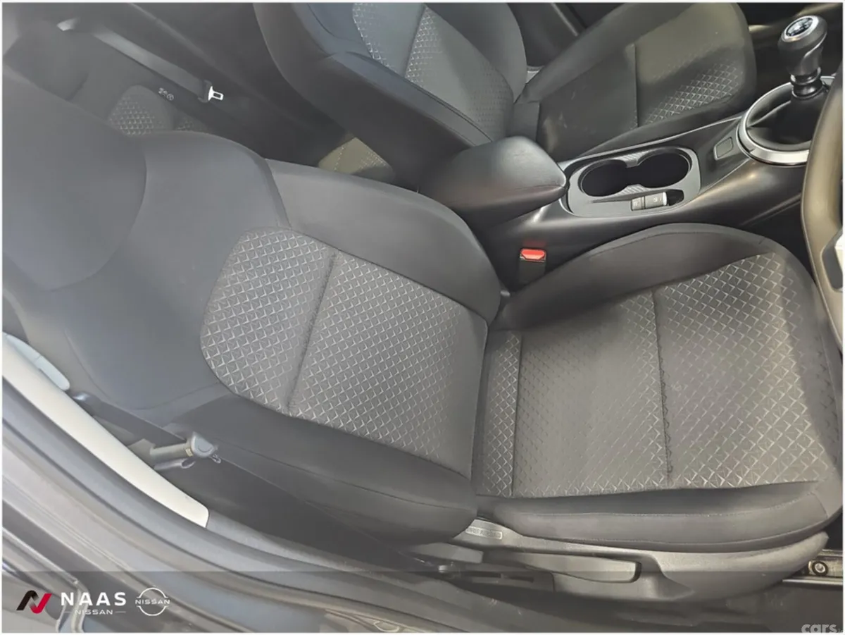 Nissan Juke MPV, Petrol, 2025, Grey