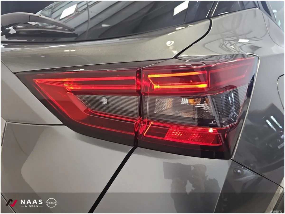 Nissan Juke MPV, Petrol, 2025, Grey
