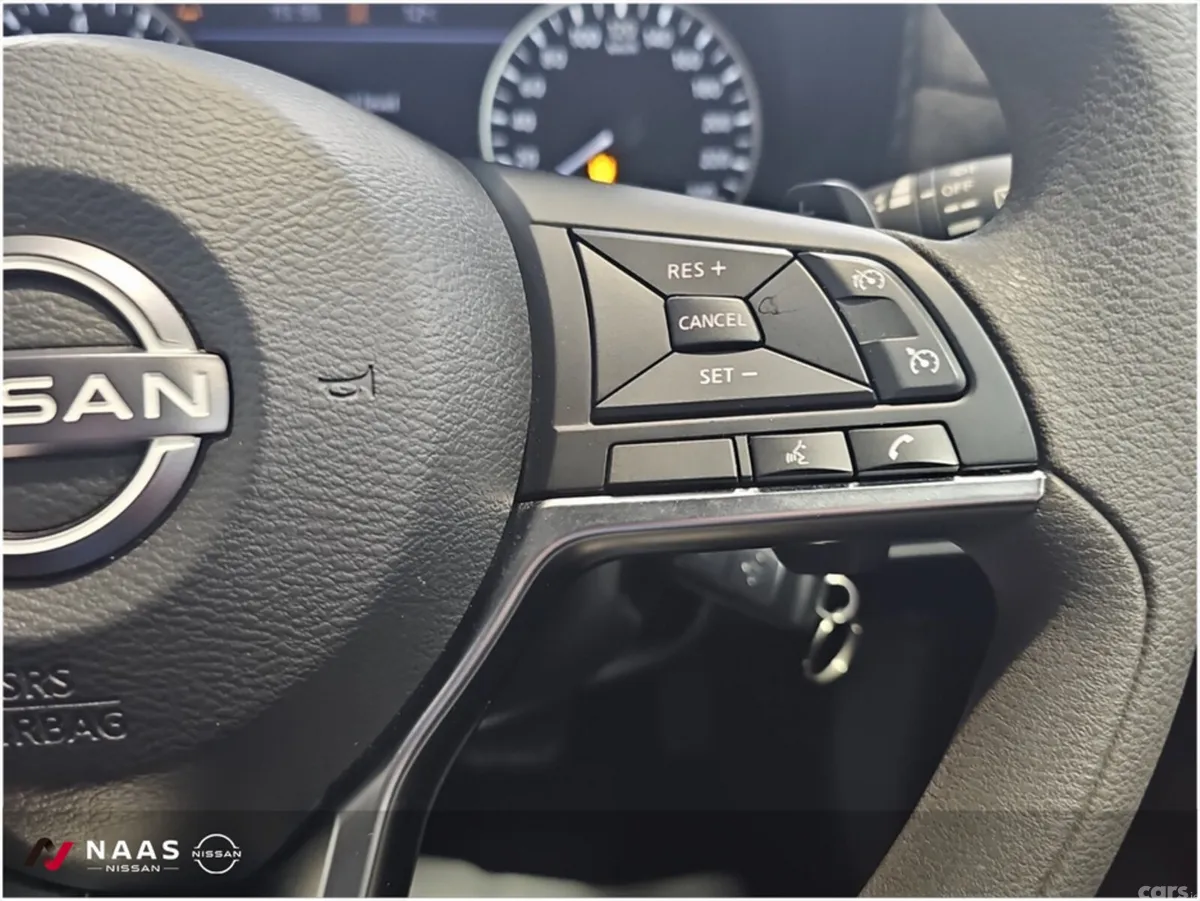 Nissan Juke MPV, Petrol, 2025, Grey