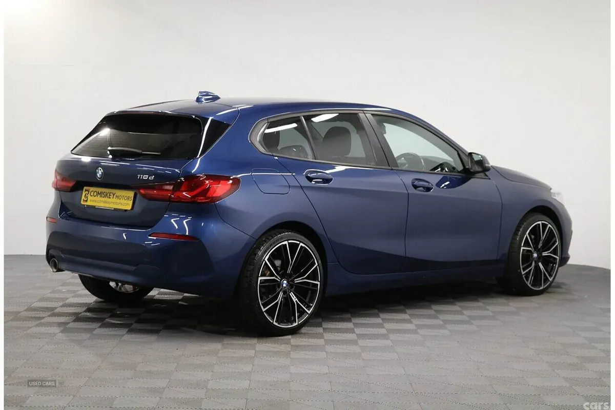 BMW 1-Series Hatchback, Diesel, 2022, Blue