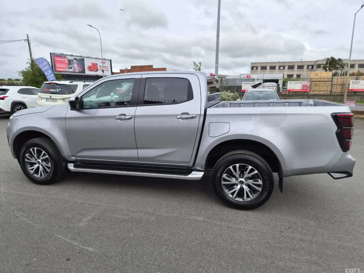 Isuzu D-Max Pick Up, Diesel, 2026, Silver