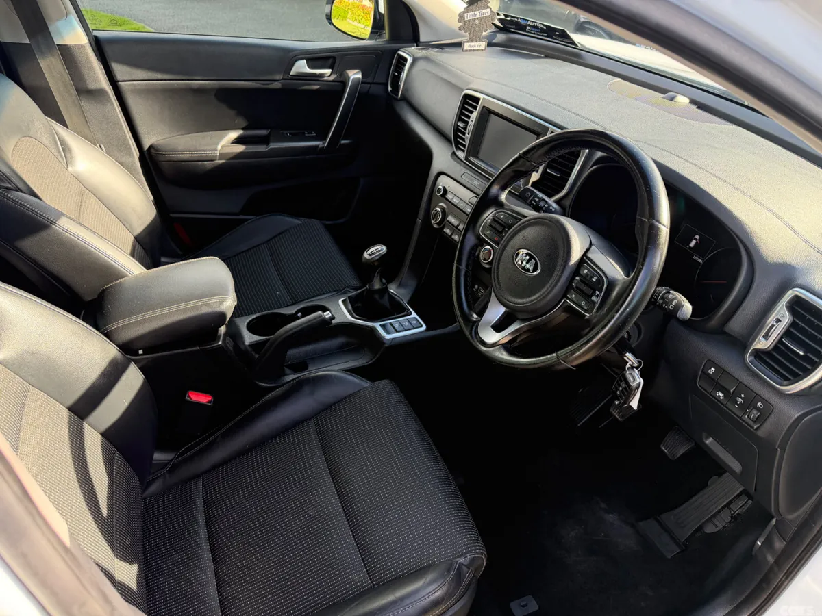 Kia Sportage SUV, Diesel, 2016, White