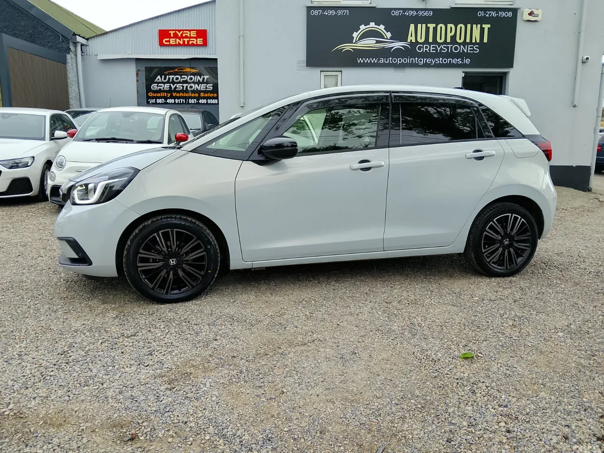 Honda Fit Hatchback, Petrol Hybrid, 2021, Grey