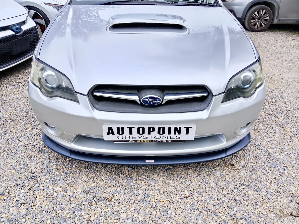 Subaru Legacy Saloon, Petrol, 2004, Silver