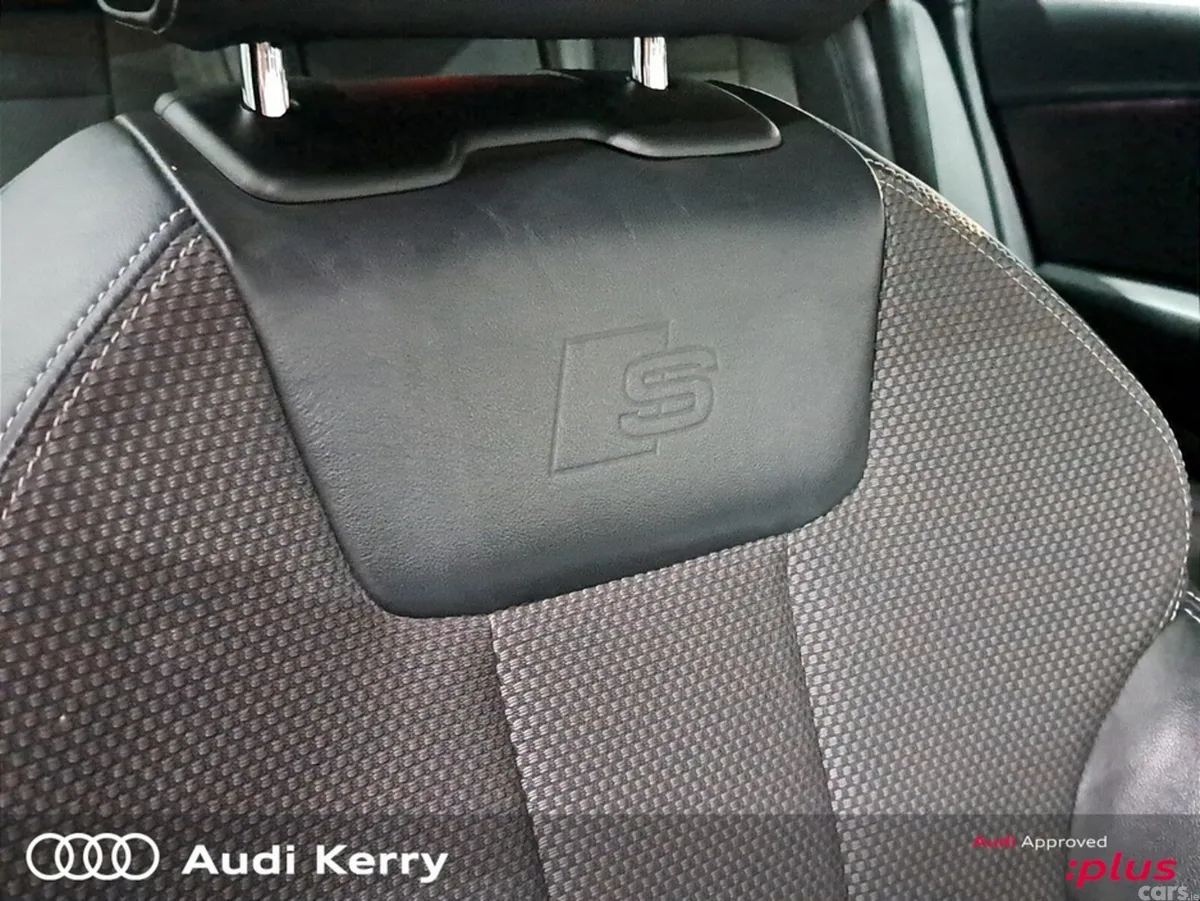 Audi A4 Estate, Diesel, 2017, Red