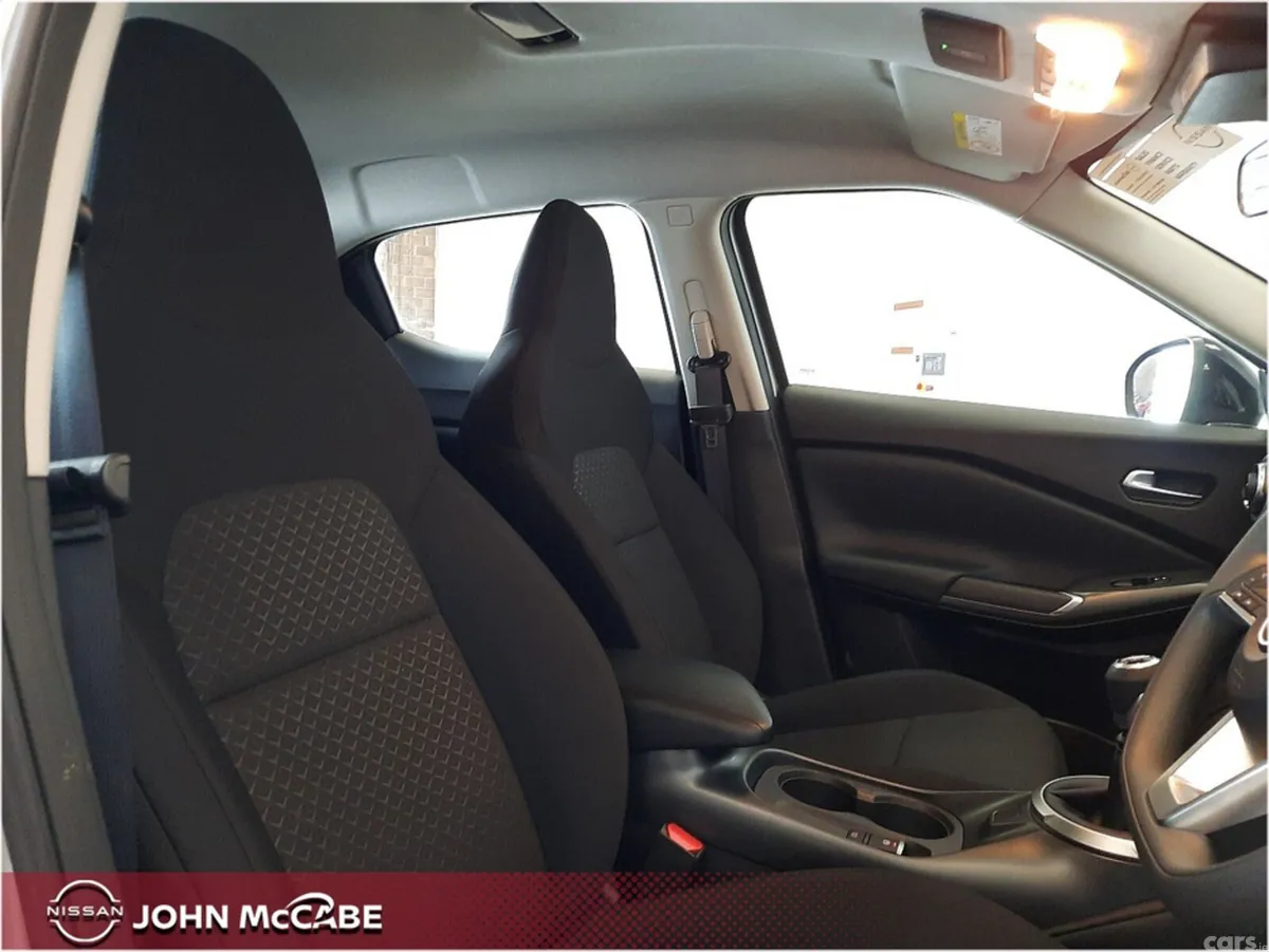 Nissan Juke MPV, Petrol, 2025, Grey