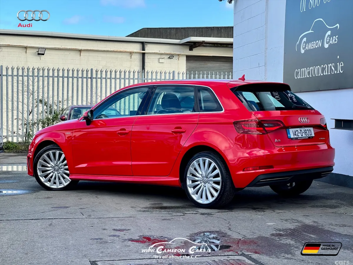 Audi A3 Hatchback, Petrol, 2014, Red