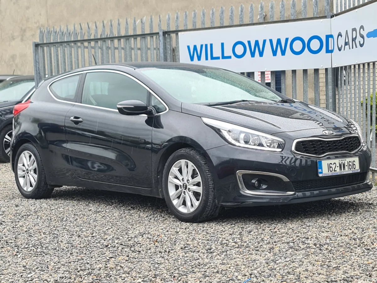 Kia Ceed Hatchback, Petrol, 2016, Black