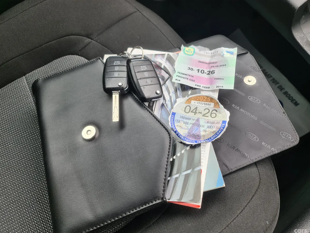 Kia Ceed Hatchback, Petrol, 2016, Black