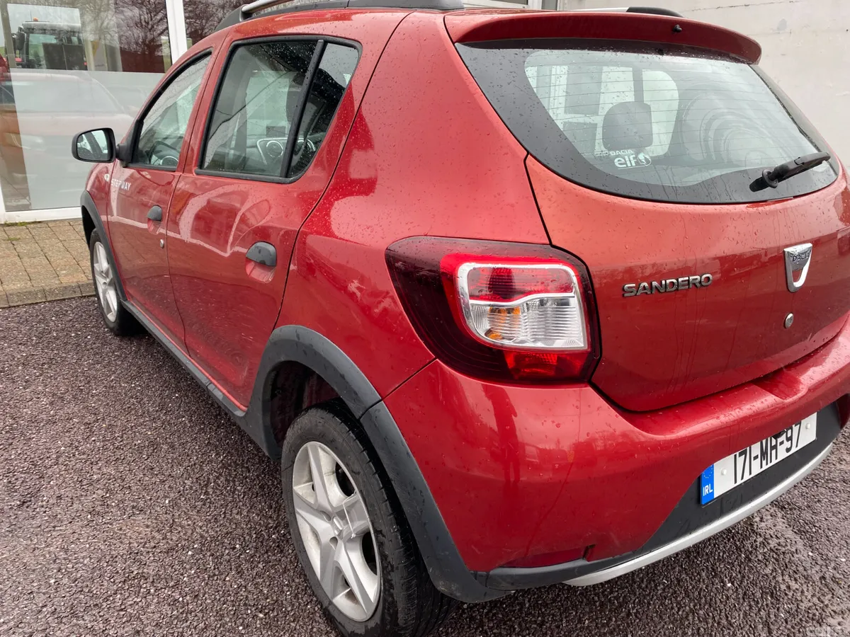 Dacia Sandero Stepway Hatchback, Diesel, 2017, Red