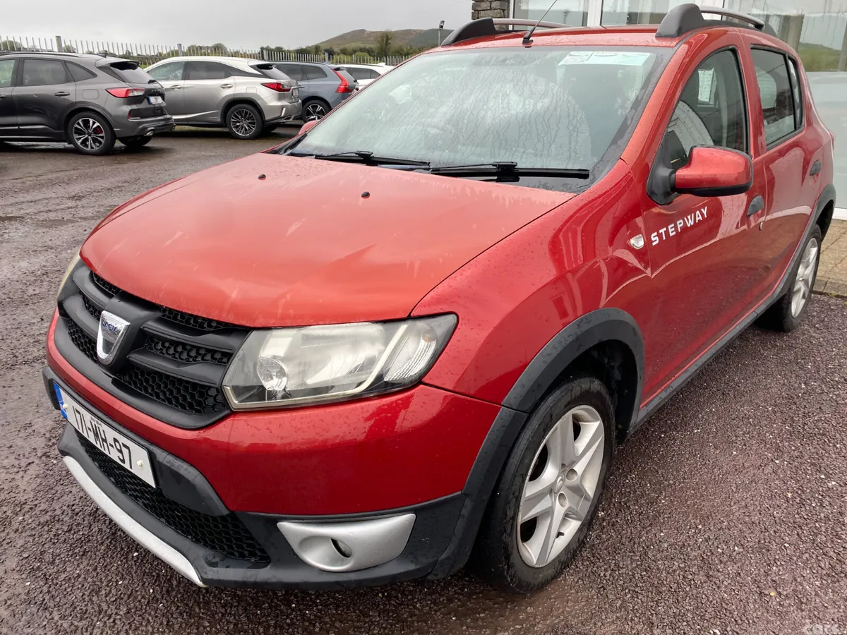 Dacia Sandero Stepway Hatchback, Diesel, 2017, Red