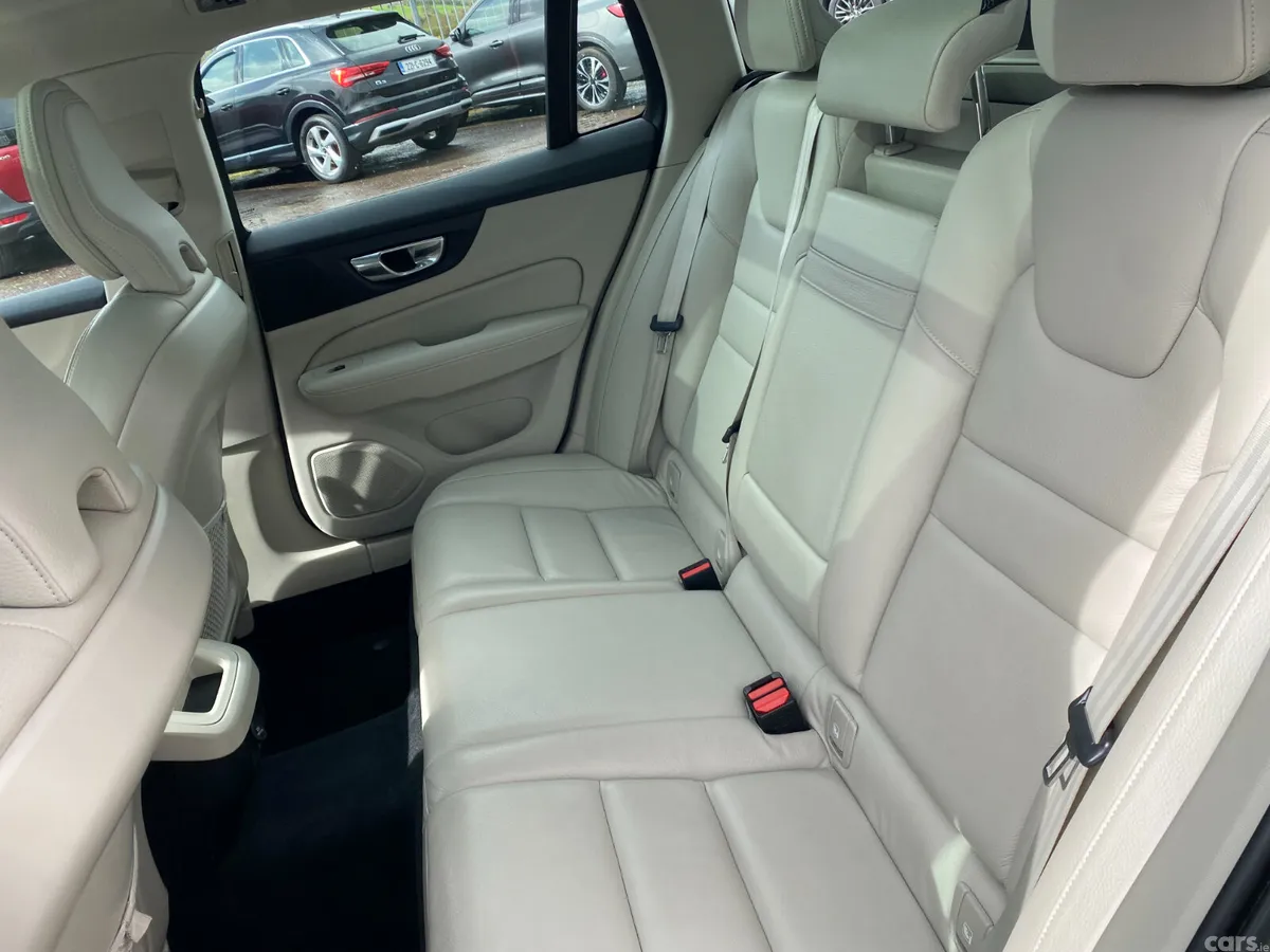 Volvo V60 Estate, Diesel, 2019, Grey